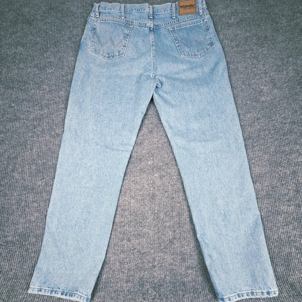Wrangler Rugged Wear Men's Light Wash Straight‎ Leg Jeans 40 x 32